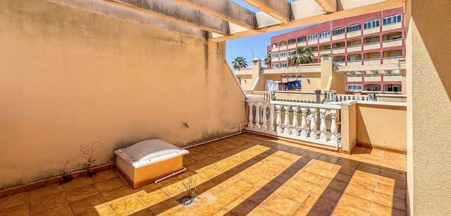3 chambre Maison de Ville à vendre à La Mata, Torrevieja avec piscine - 245 000 € (Ref: 9841153)