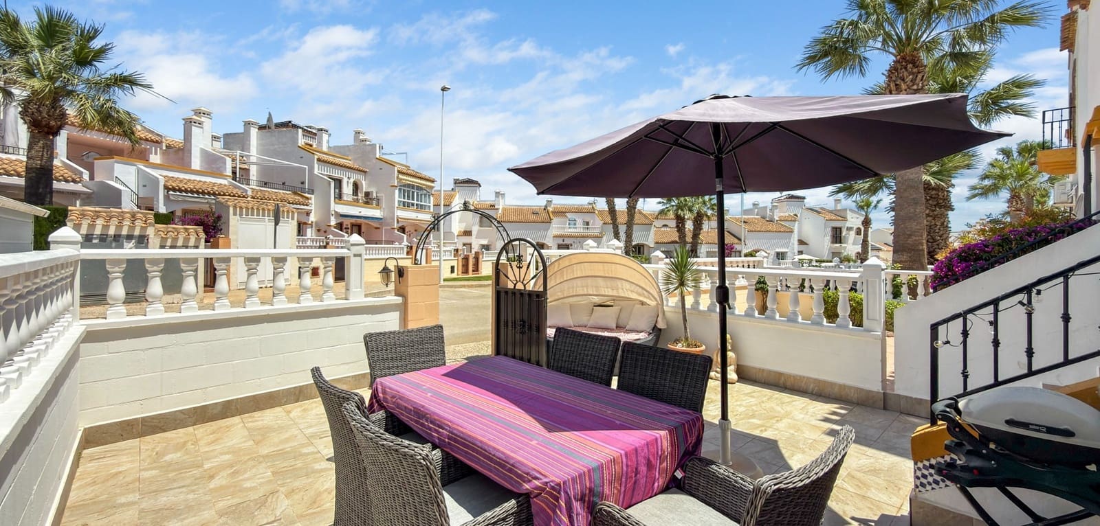 3 bedroom Townhouse for sale in Los Dolses with pool - € 265,000 (Ref: 9844218)