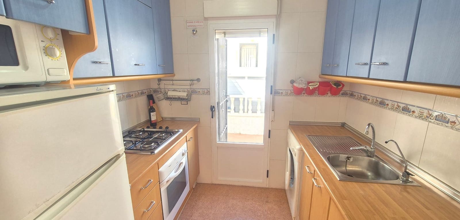 3 slaapkamer Halfvrijstaande villa te koop in Los Altos met zwembad - € 189.950 (Ref: 9844406)