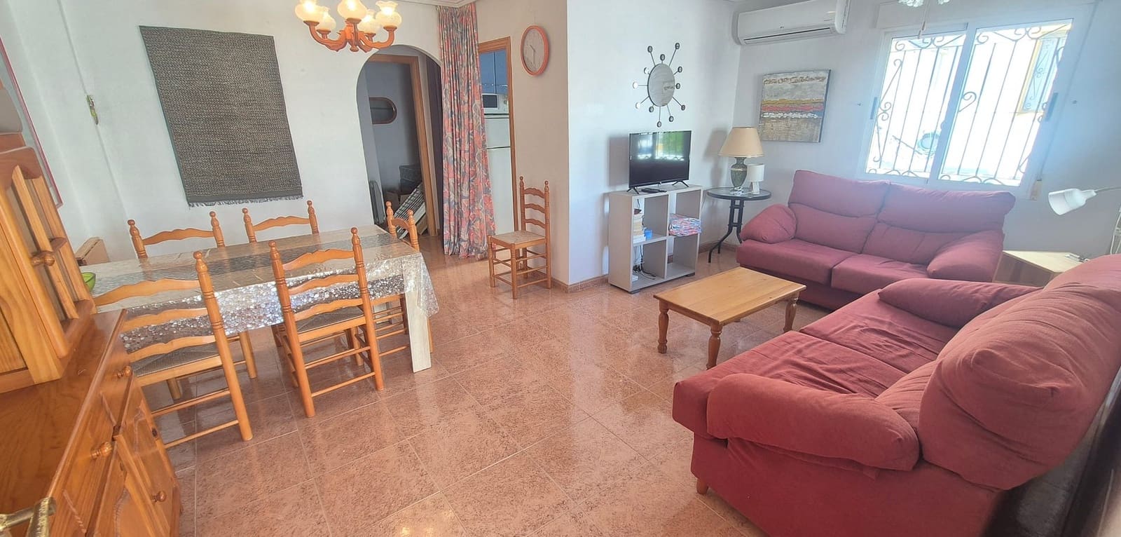 3 slaapkamer Halfvrijstaande villa te koop in Los Altos met zwembad - € 189.950 (Ref: 9844406)