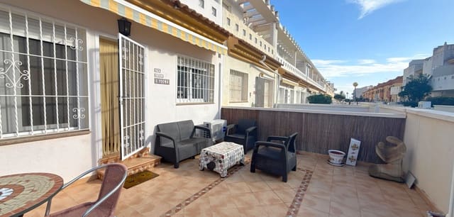 3 bedroom Townhouse for sale in Cabo Roig, Orihuela with pool - € 219,950 (Ref: 9849908)