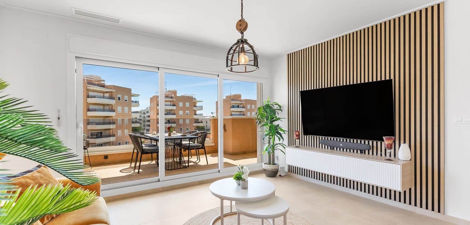 3 soveværelse Lejlighed til salg i El Raso med swimmingpool - € 299.900 (Ref: 9860667)