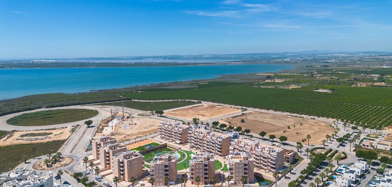 3 soveværelse Lejlighed til salg i El Raso med swimmingpool - € 299.900 (Ref: 9860667)
