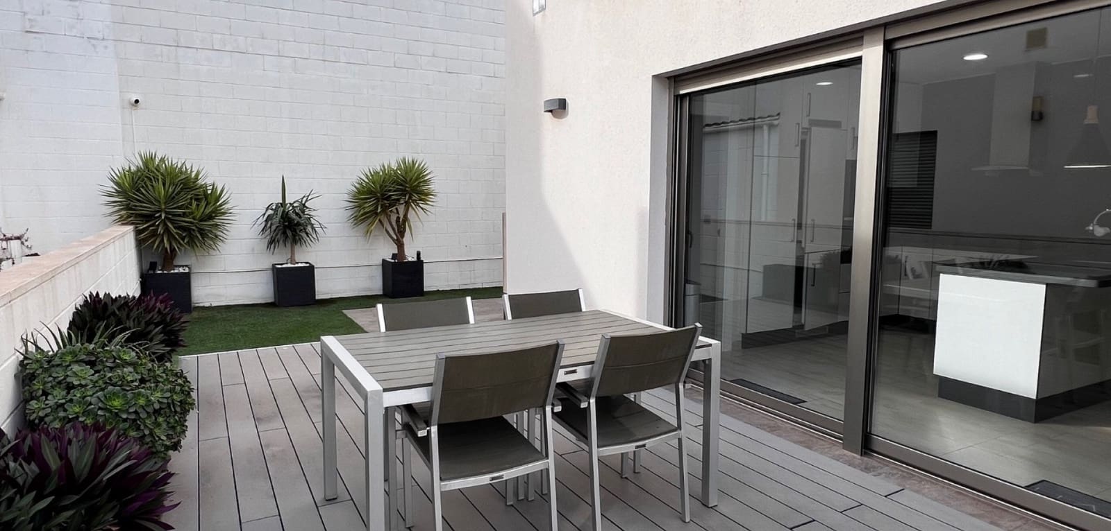 3 bedroom Villa for sale in Villamartin with pool - € 439,000 (Ref: 9862212)