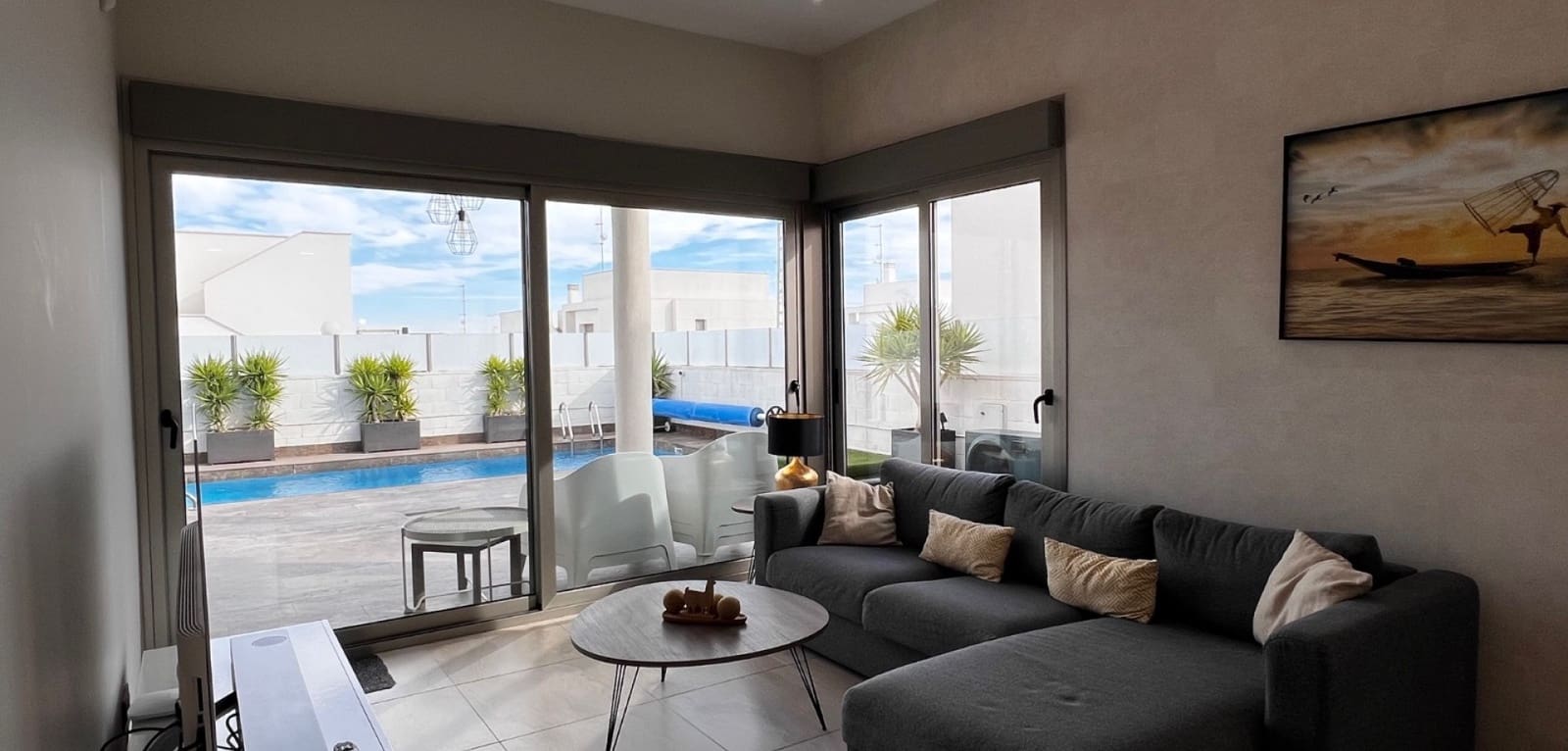 3 bedroom Villa for sale in Villamartin with pool - € 439,000 (Ref: 9862212)