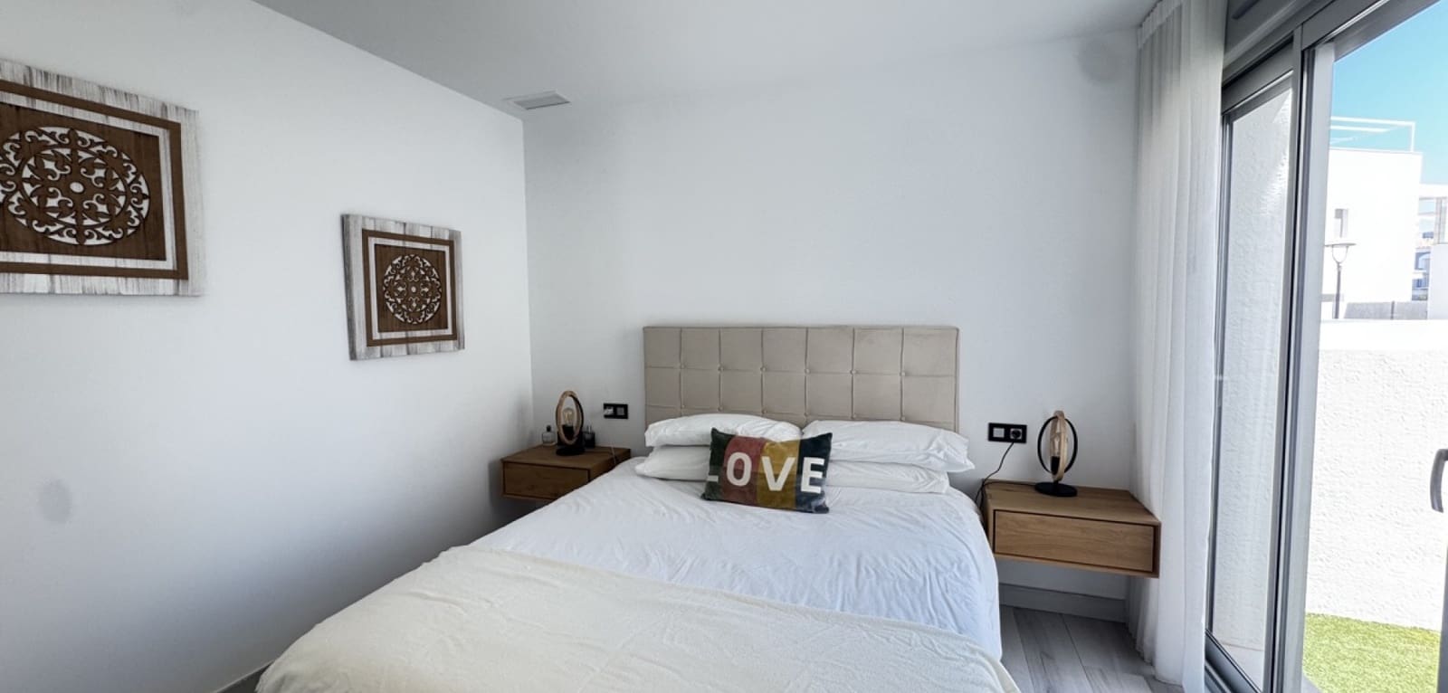4 slaapkamer Villa te koop in Orihuela Costa met zwembad - € 619.995 (Ref: 9862215)