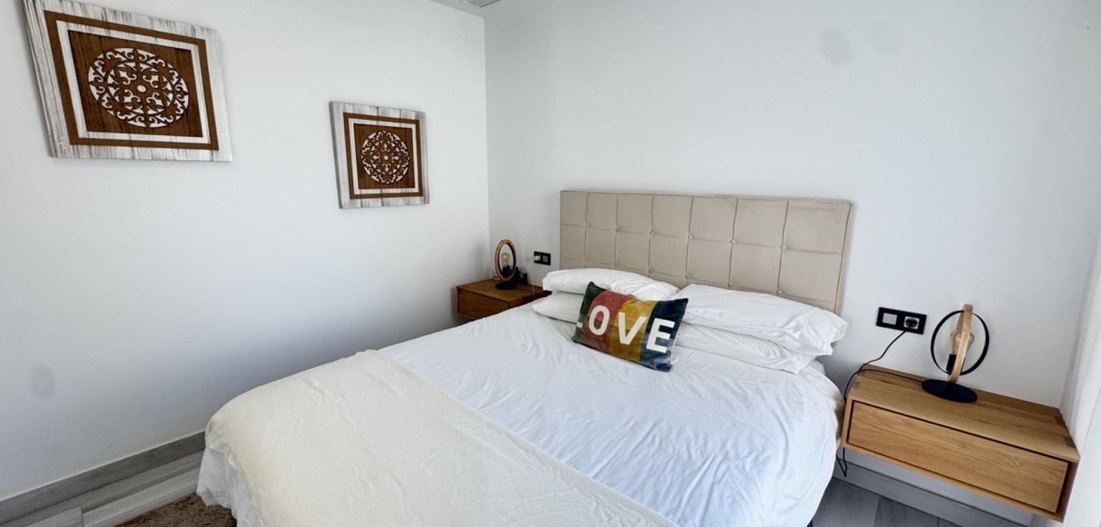4 slaapkamer Villa te koop in Orihuela Costa met zwembad - € 619.995 (Ref: 9862215)
