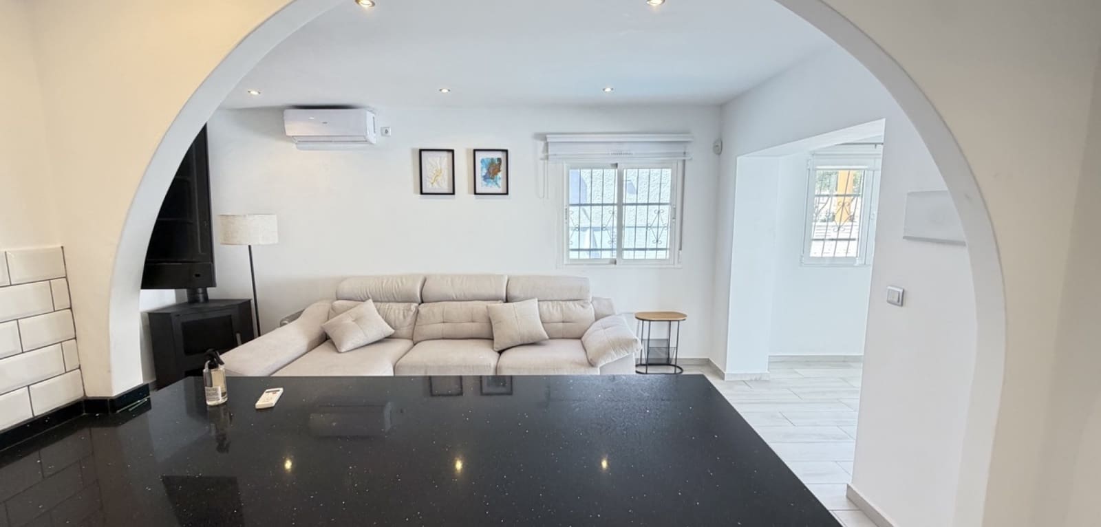 2 bedroom Villa for sale in Villamartin with pool - € 249,000 (Ref: 9862216)