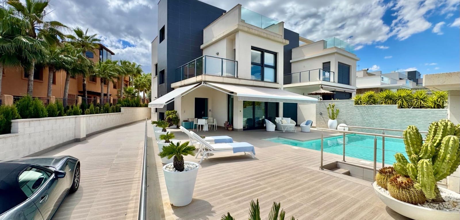 4 makuuhuone Huvila myytävänä paikassa San Miguel de Salinas mukana uima-altaan - 699 500 € (Ref: 9865538)