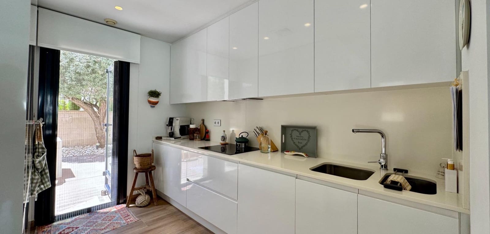 4 makuuhuone Huvila myytävänä paikassa San Miguel de Salinas mukana uima-altaan - 699 500 € (Ref: 9865538)