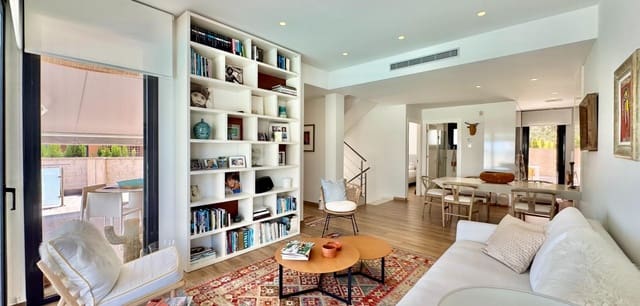 4 soverom Villa til salgs i San Miguel de Salinas med svømmebasseng - € 699 500 (Ref: 9865538)