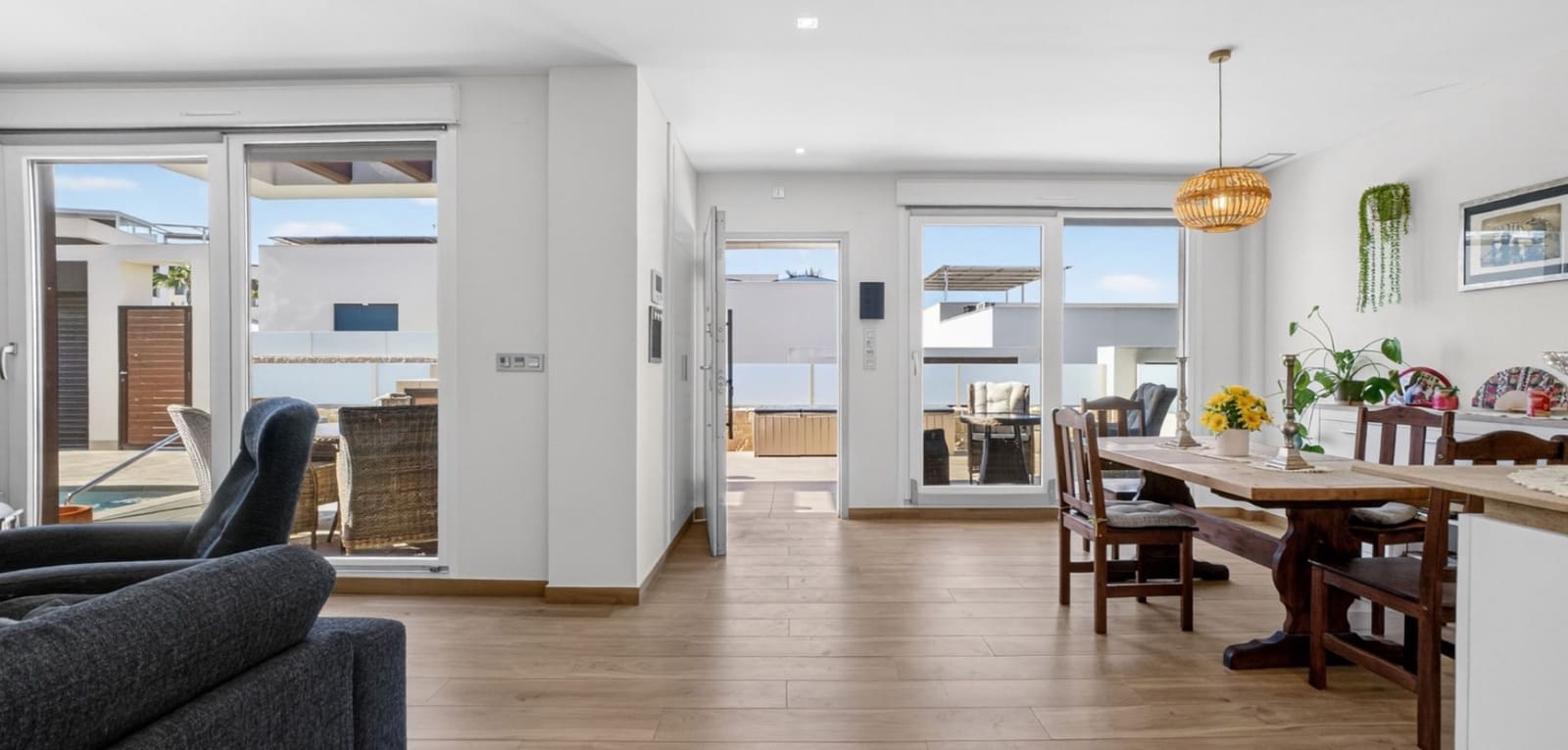 3 makuuhuone Huvila myytävänä paikassa Ciudad Quesada mukana uima-altaan - 469 000 € (Ref: 9865539)
