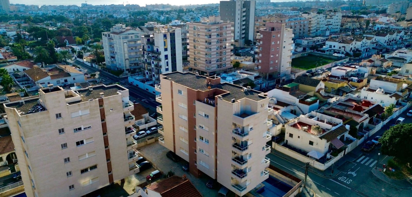 2 soverom Leilighet til salgs i Torrevieja med svømmebasseng - € 149 000 (Ref: 9868943)