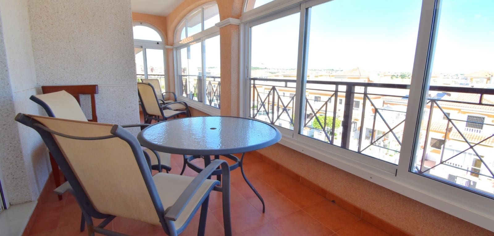 3 soveværelse Lejlighed til salg i Playa Flamenca med swimmingpool - € 240.000 (Ref: 9869587)