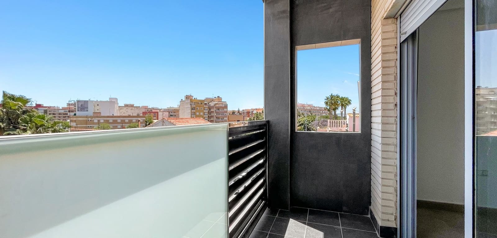 5 makuuhuone Huoneisto myytävänä paikassa Torrevieja - 175 000 € (Ref: 9872406)