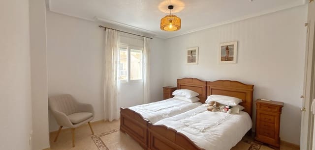 2 slaapkamer Huis te koop in La Zenia, Orihuela met zwembad - € 249.950 (Ref: 9873866)