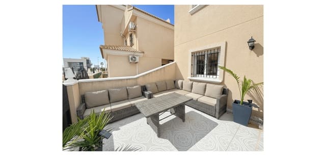 2 slaapkamer Huis te koop in La Zenia, Orihuela met zwembad - € 249.950 (Ref: 9873866)
