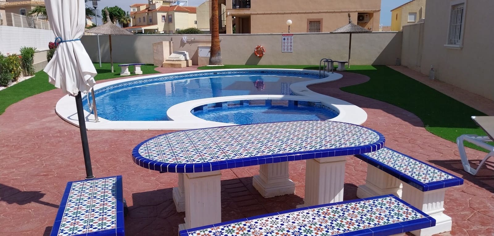2 slaapkamer Huis te koop in La Zenia met zwembad - € 249.950 (Ref: 9873866)