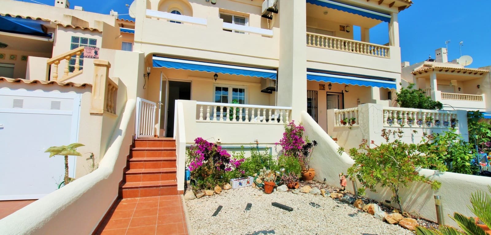 2 bedroom Townhouse for sale in Las Ramblas Golf with pool - € 229,000 (Ref: 9882438)