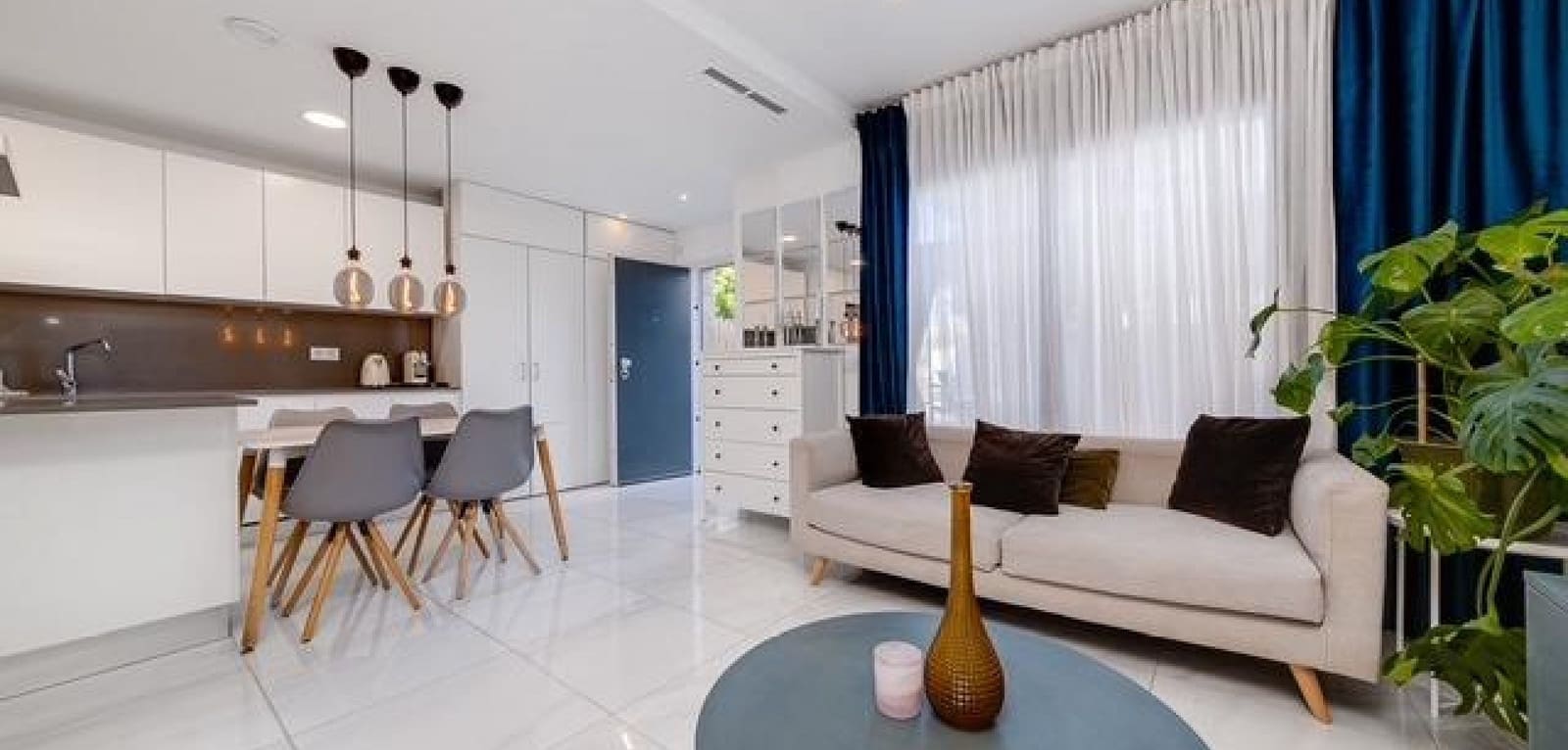 3 soveværelse Byhus til salg i Villamartin med swimmingpool - € 325.000 (Ref: 9882439)