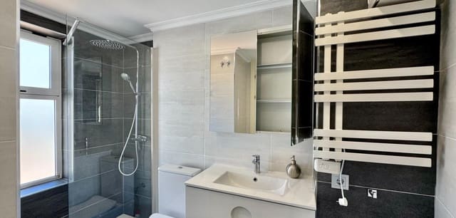 2 chambre Appartement à vendre à Punta Prima, Orihuela avec piscine - 229 950 € (Ref: 9882440)