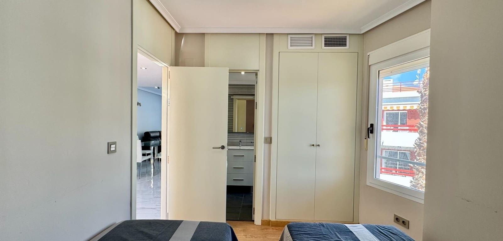 2 chambre Appartement à vendre à Orihuela Costa avec piscine - 229 950 € (Ref: 9882440)