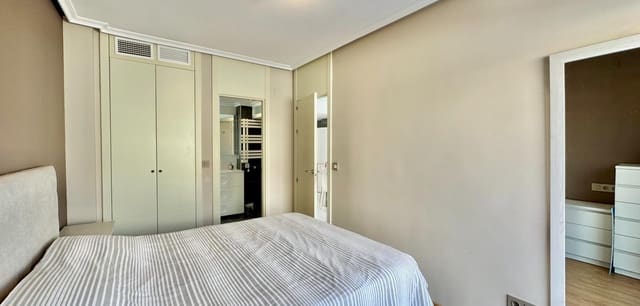 2 chambre Appartement à vendre à Punta Prima, Orihuela avec piscine - 229 950 € (Ref: 9882440)