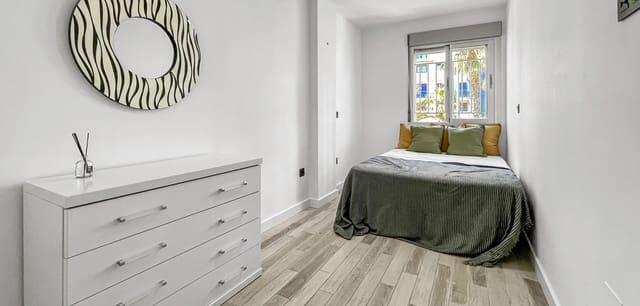 2 Zimmer Apartment zu verkaufen in Punta Prima, Orihuela mit Pool Garage - 175.000 € (Ref: 9889443)