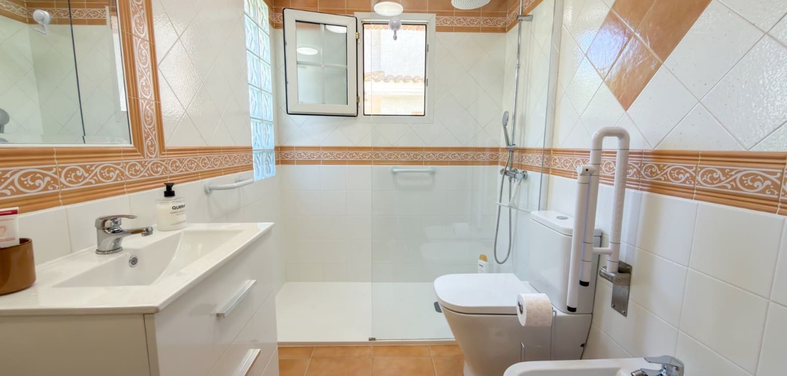 4 sovrum Villa till salu i Los Dolses med pool - 335 000 € (Ref: 9890966)
