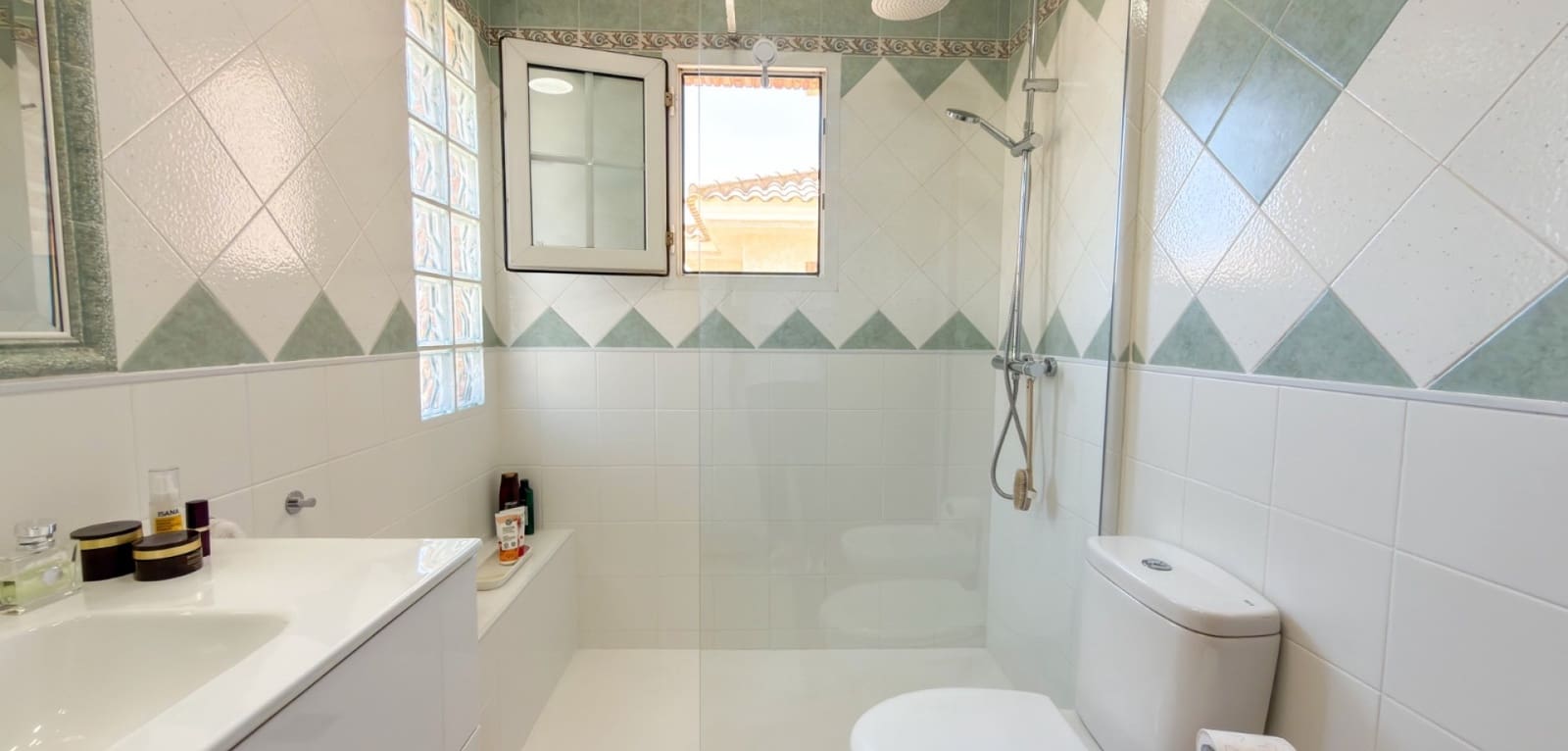 4 sovrum Villa till salu i Los Dolses med pool - 335 000 € (Ref: 9890966)
