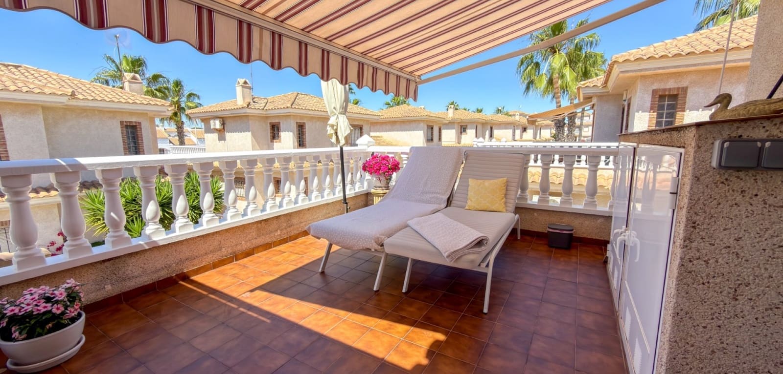 4 sovrum Villa till salu i Los Dolses med pool - 335 000 € (Ref: 9890966)