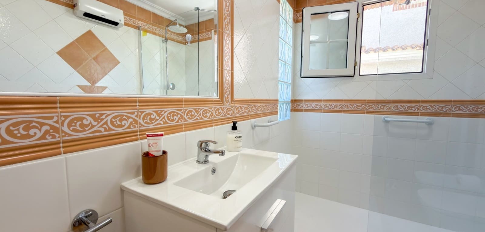 4 sovrum Villa till salu i Los Dolses med pool - 335 000 € (Ref: 9890966)