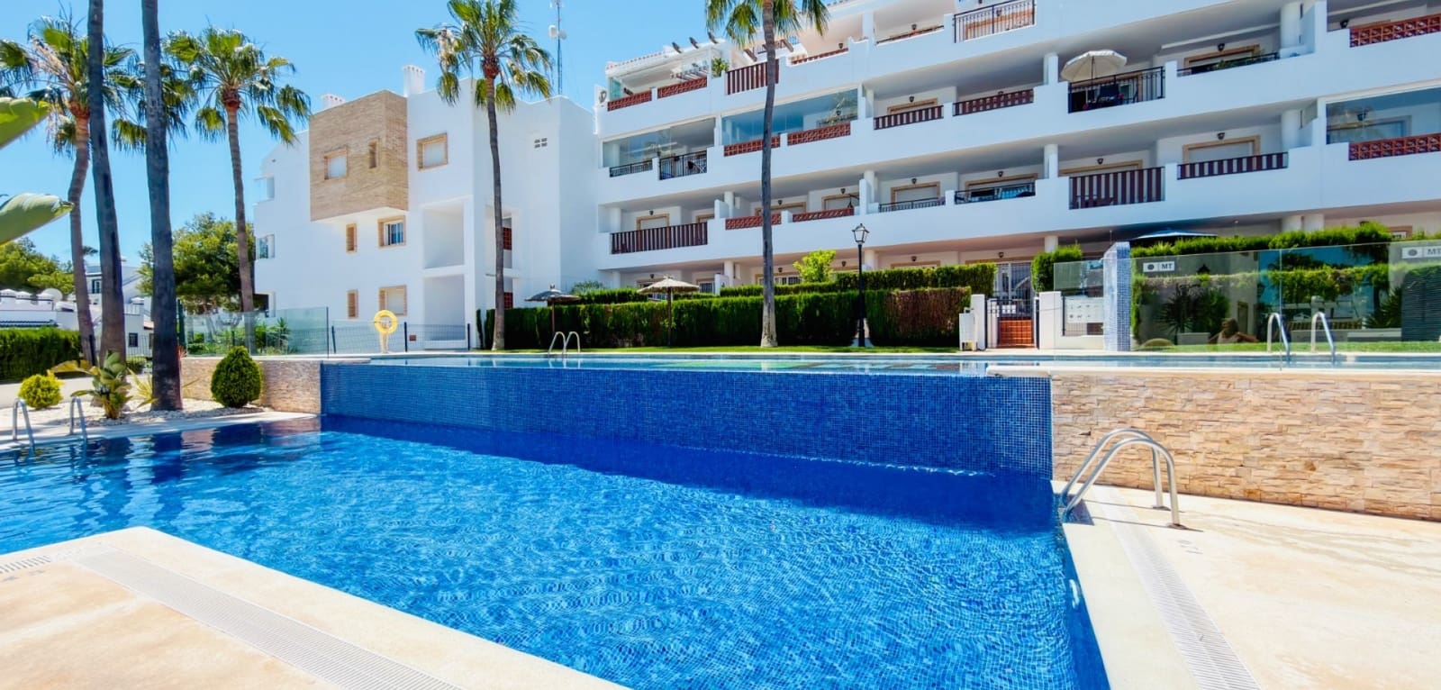 2 sovrum Lägenhet till salu i Orihuela Costa med pool - 235 000 € (Ref: 9890967)