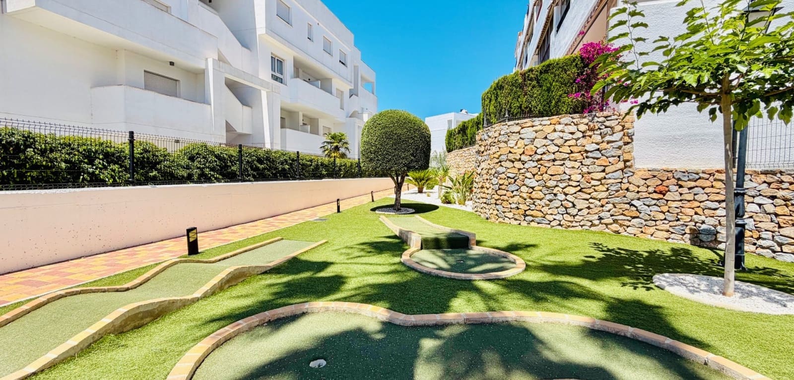 2 sovrum Lägenhet till salu i Orihuela Costa med pool - 235 000 € (Ref: 9890967)