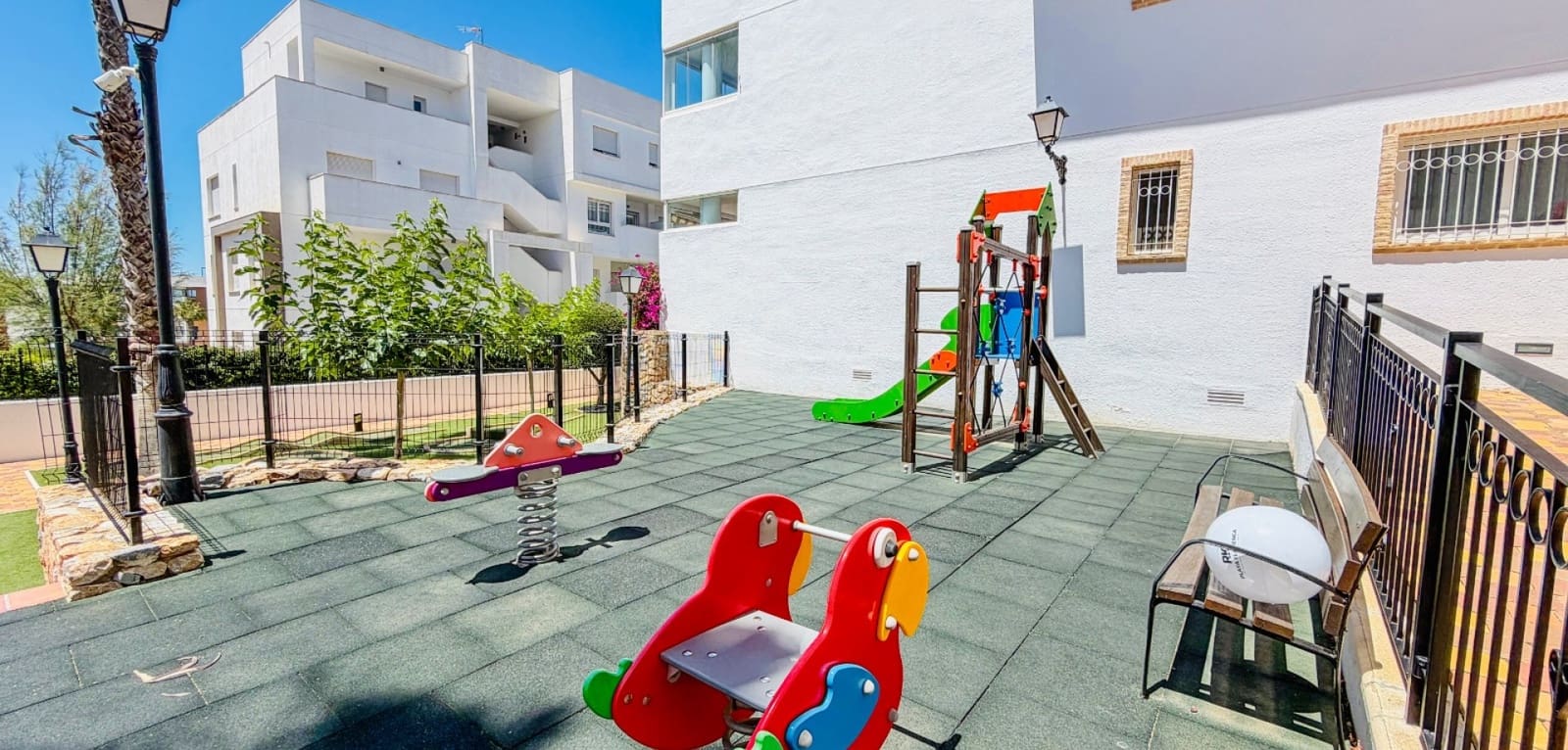 2 sovrum Lägenhet till salu i Orihuela Costa med pool - 235 000 € (Ref: 9890967)