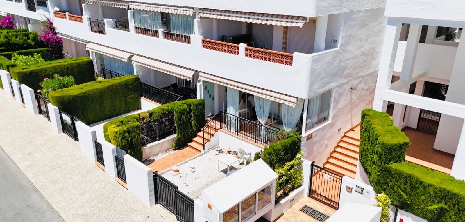 2 sovrum Lägenhet till salu i Orihuela Costa med pool - 235 000 € (Ref: 9890967)