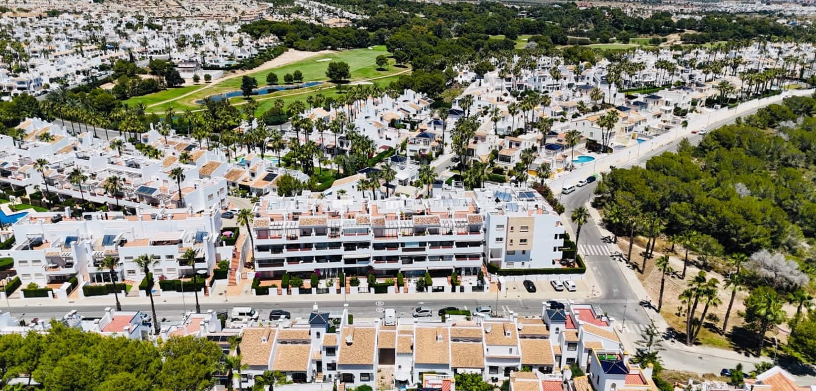 2 sovrum Lägenhet till salu i Orihuela Costa med pool - 235 000 € (Ref: 9890967)