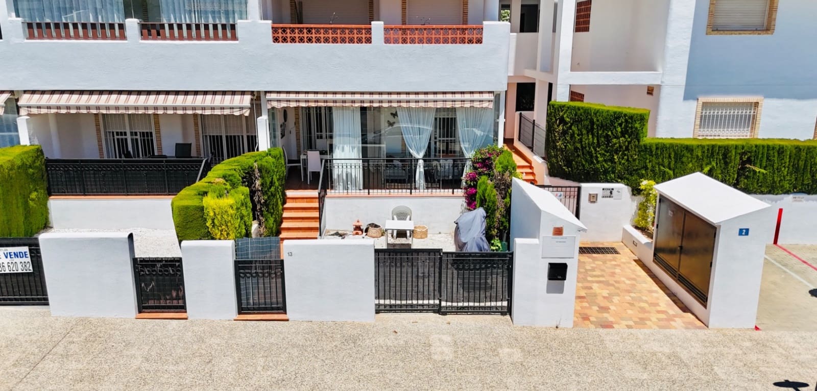 2 sovrum Lägenhet till salu i Orihuela Costa med pool - 235 000 € (Ref: 9890967)