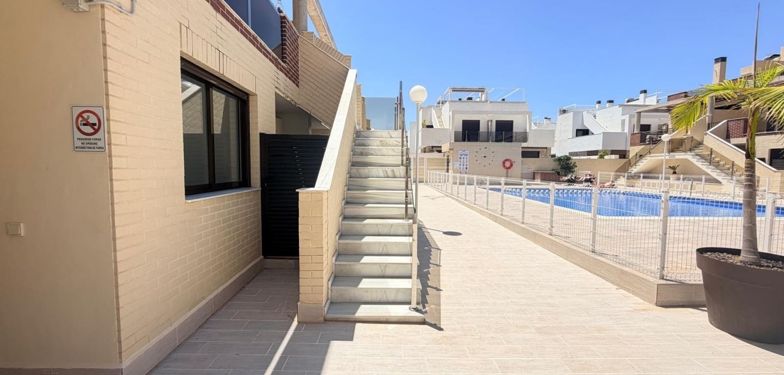 3 soveværelse Lejlighed til salg i Orihuela Costa med swimmingpool - € 215.000 (Ref: 9891055)