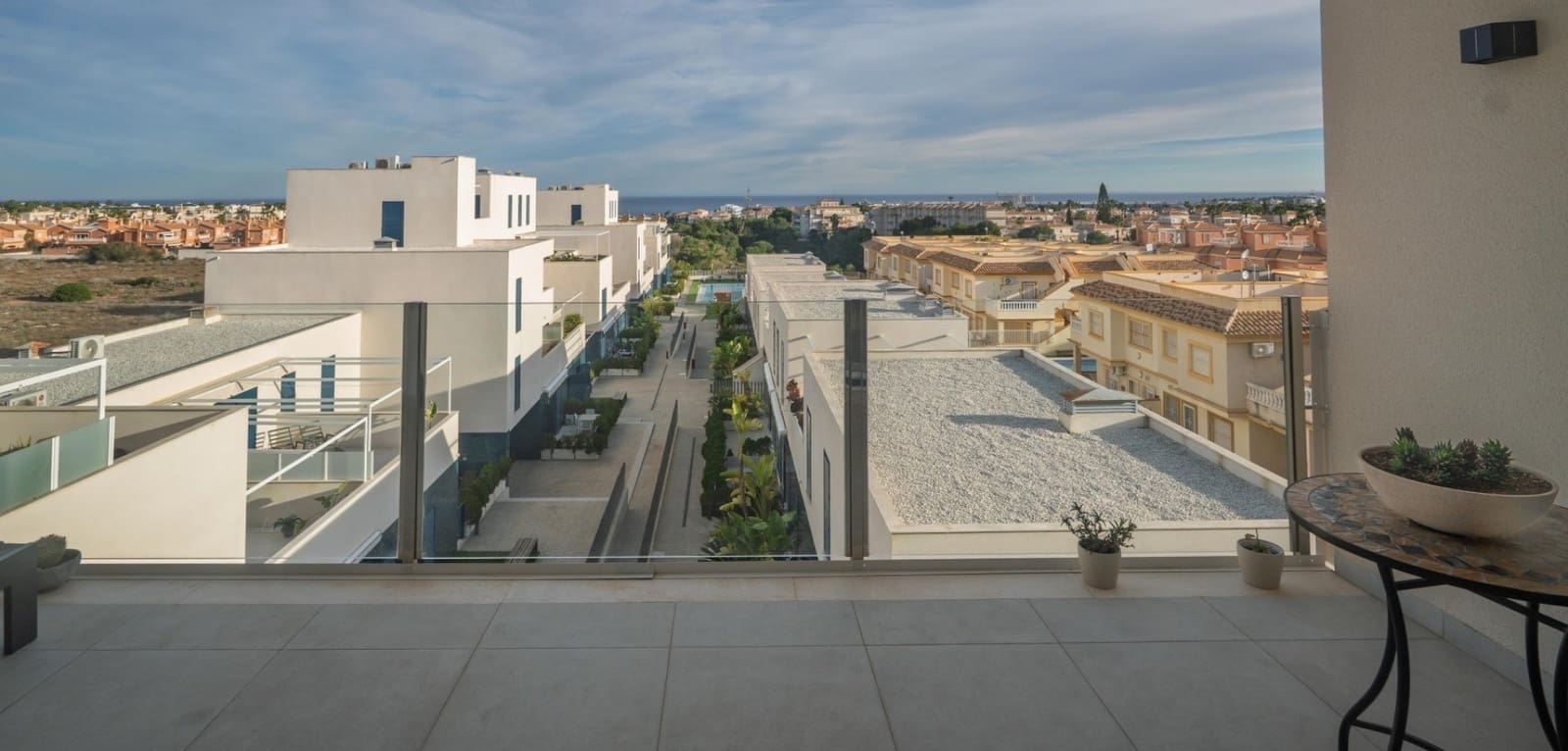 1 slaapkamer Appartement te koop in Playa Flamenca met zwembad - € 249.000 (Ref: 9892636)