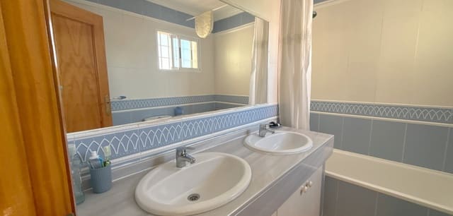 3 quarto Moradia para venda em Cabo Roig, Orihuela com piscina - 349 950 € (Ref: 9892637)