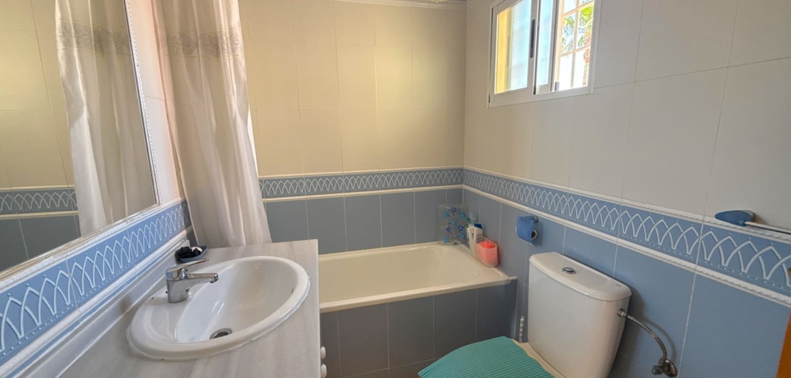 3 quarto Moradia para venda em Cabo Roig com piscina - 349 950 € (Ref: 9892637)