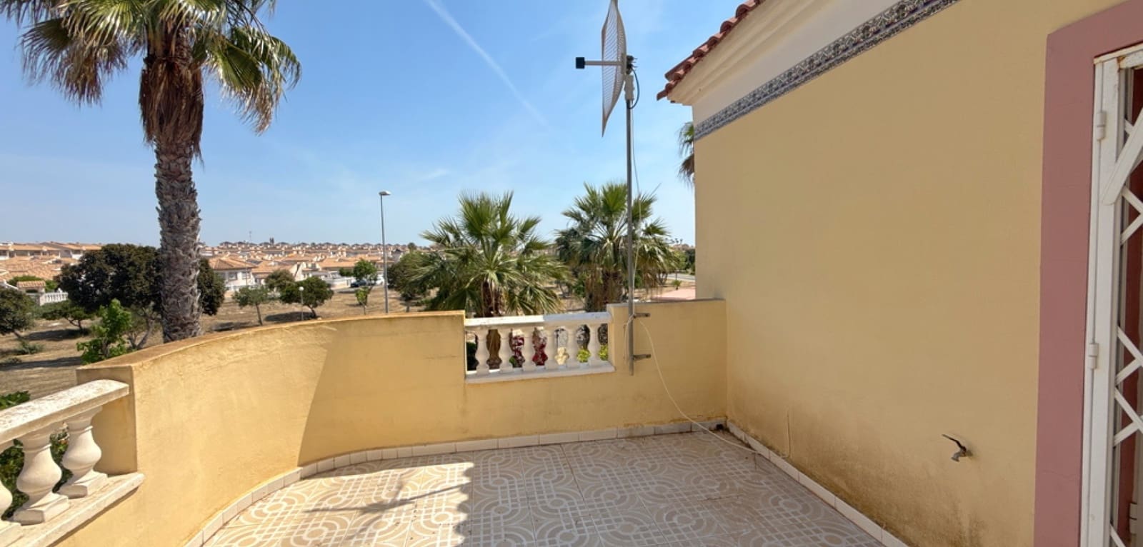 3 quarto Moradia para venda em Cabo Roig com piscina - 349 950 € (Ref: 9892637)