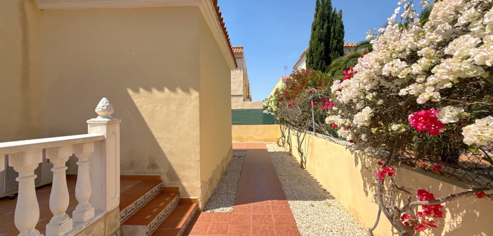 3 quarto Moradia para venda em Cabo Roig com piscina - 349 950 € (Ref: 9892637)