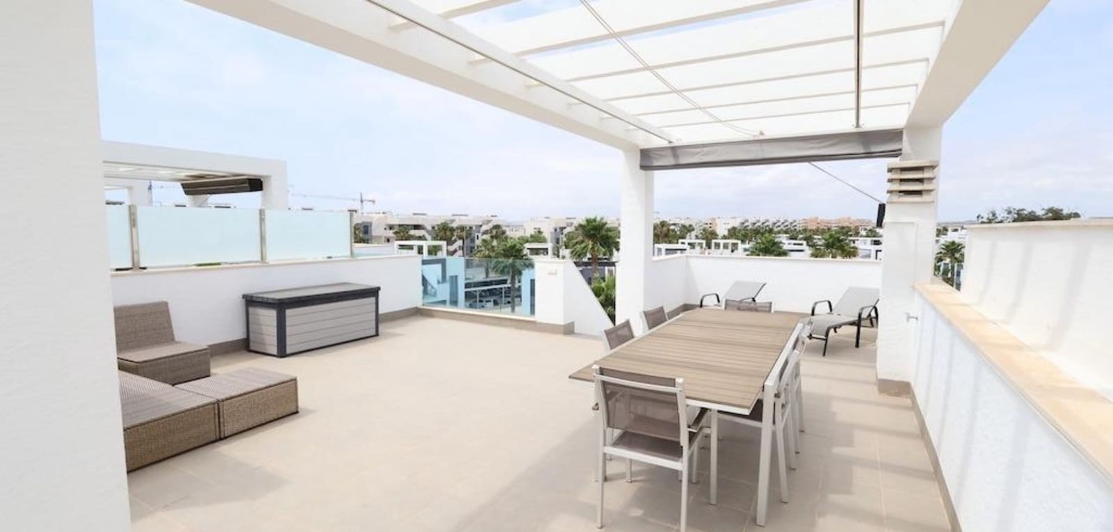 2 bedroom Bungalow for sale in El Raso with pool - € 255,000 (Ref: 9892638)