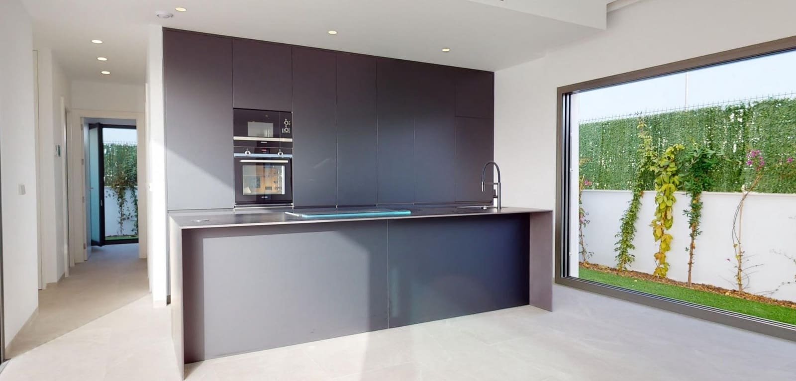 3 soverom Villa til salgs i Los Alcazares med svømmebasseng - € 739 900 (Ref: 9892639)