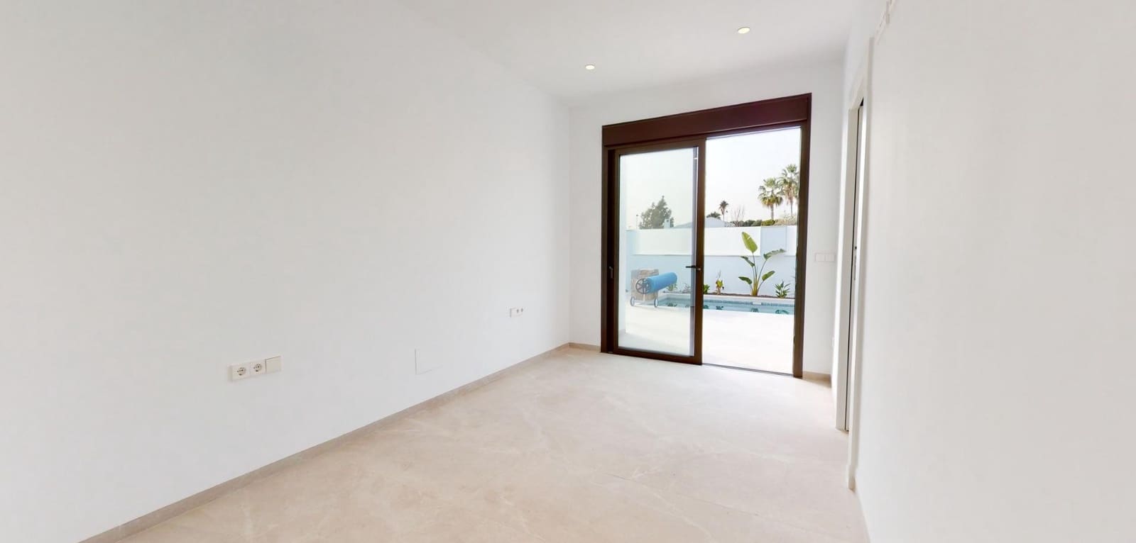 3 soverom Villa til salgs i Los Alcazares med svømmebasseng - € 739 900 (Ref: 9892639)