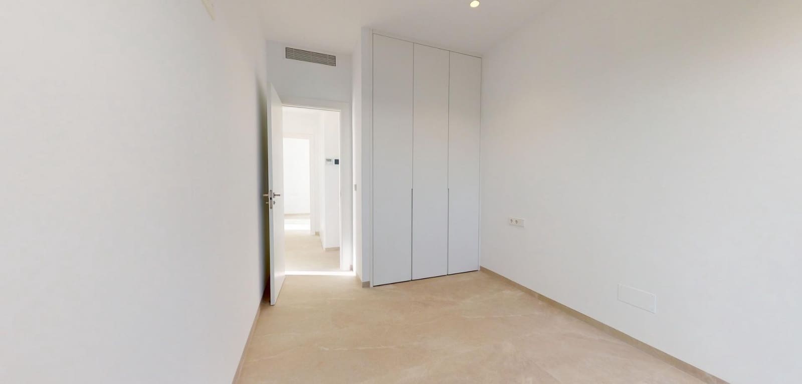 3 soverom Villa til salgs i Los Alcazares med svømmebasseng - € 739 900 (Ref: 9892639)
