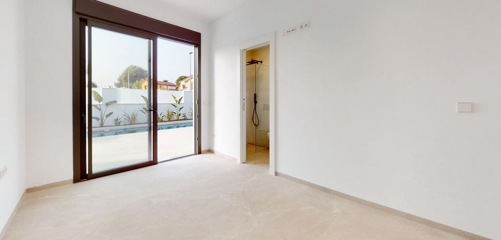 3 soverom Villa til salgs i Los Alcazares med svømmebasseng - € 739 900 (Ref: 9892639)