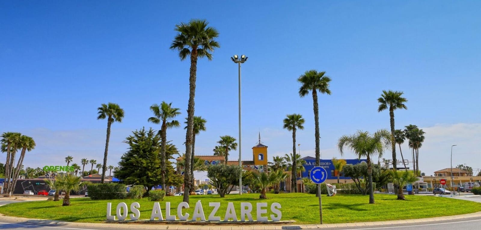 3 soverom Villa til salgs i Los Alcazares med svømmebasseng - € 739 900 (Ref: 9892639)